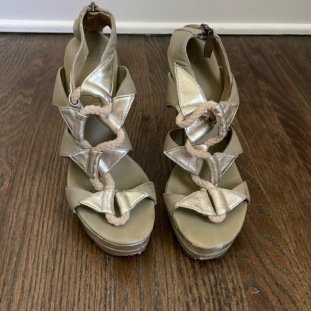 DvF Wedges